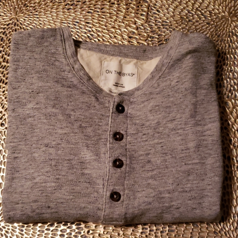On the byas tee